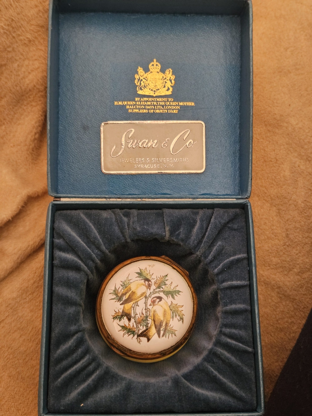 Halcyon Days Bilston & Battersea Enamels Goldfinch Trinket Pill Box Goldfinch